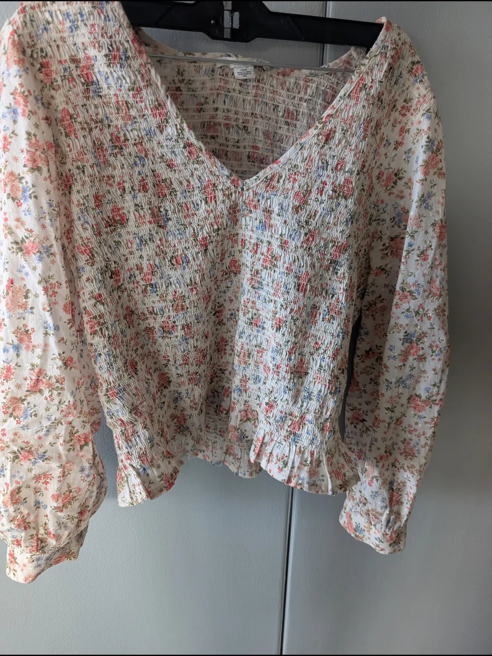 Closet Clean Out Sale. Spring Bundle Anthropologie, Abercrombie, American Eagle - Picture 2 of 13